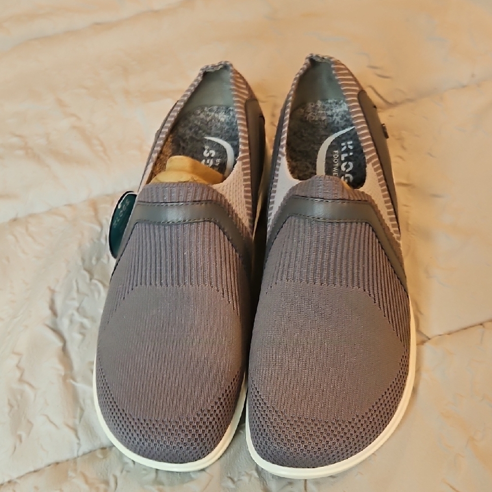 Klogs Gray Mules with Elastic Panels and Breathable Design 041